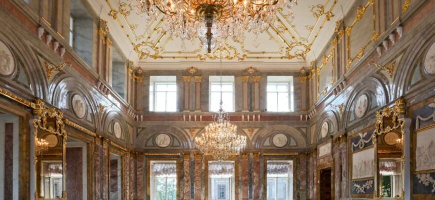 Интерьеры Мраморного дворца